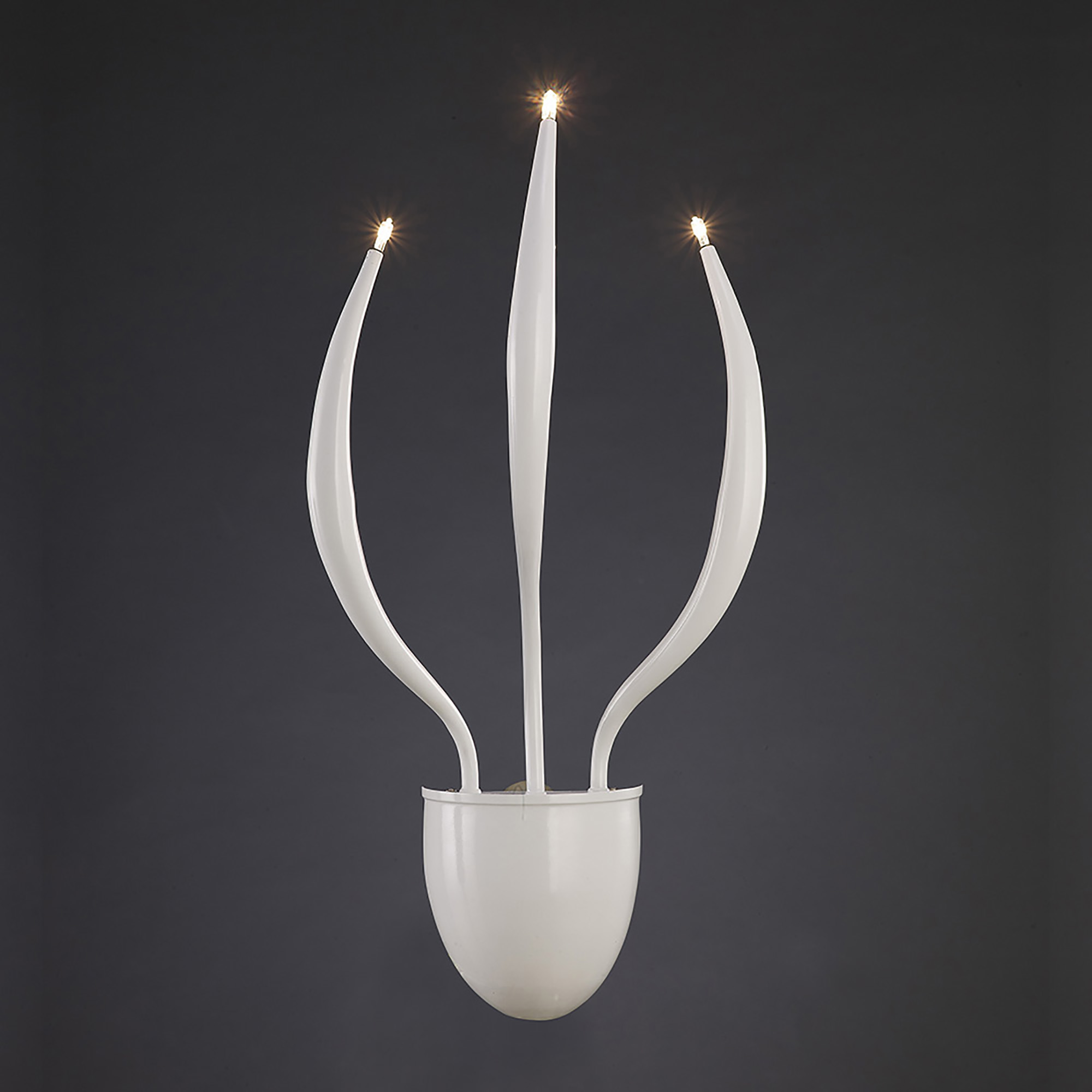 Llamas Gloss White Wall Lights Diyas Armed Wall Lights Llamas Gloss White Wall Lights Diyas Armed Wall Lights
